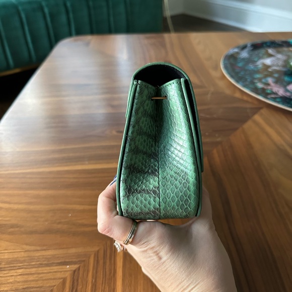 NWT ALC Bag Patterned Snake Baby Charlie crossbody Sage Green - Picture 4 of 9